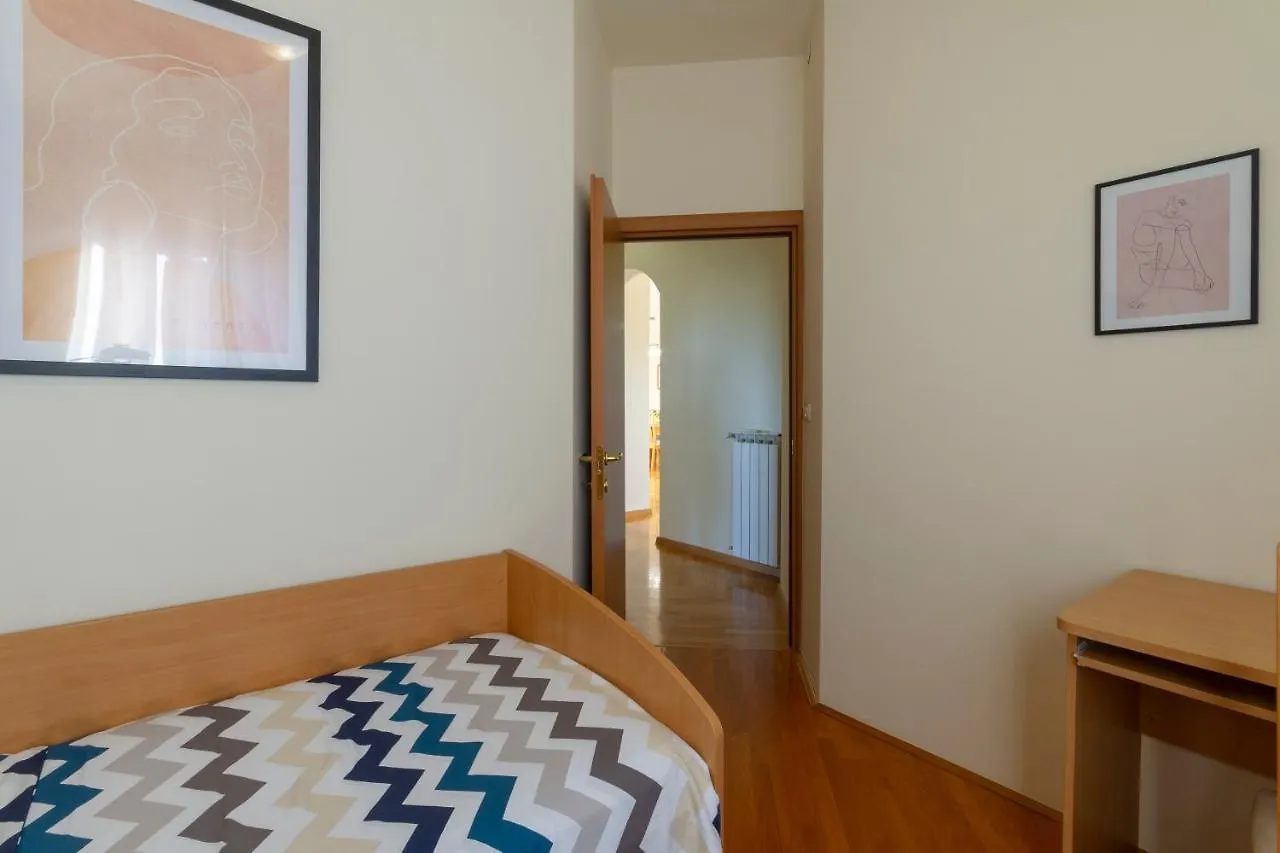 Apartment Mirjan Pula